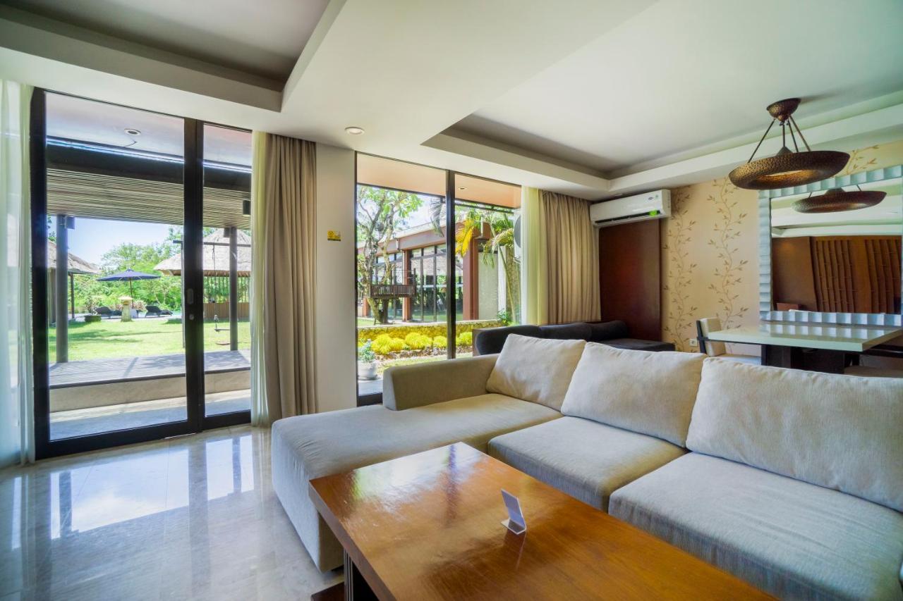 Hotel Le Grande Bali Uluwatu Zewnętrze zdjęcie Living room