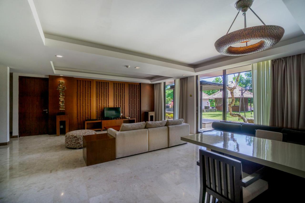 Hotel Le Grande Bali Uluwatu Zewnętrze zdjęcie A living room in a condominium