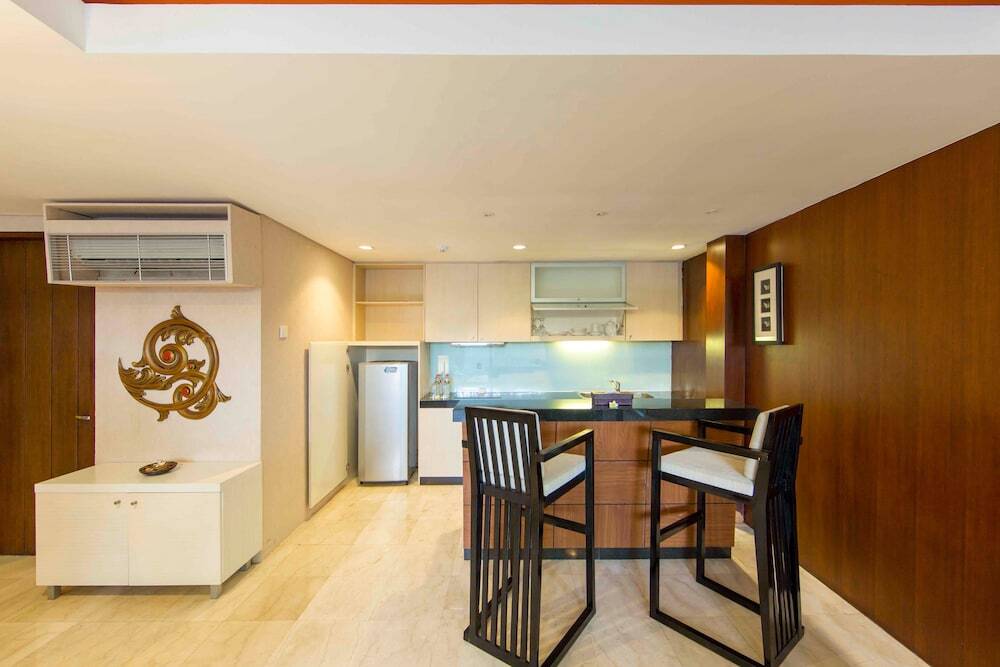 Hotel Le Grande Bali Uluwatu Zewnętrze zdjęcie A typical apartment kitchen